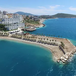 Santa Quaranta Premium Albania